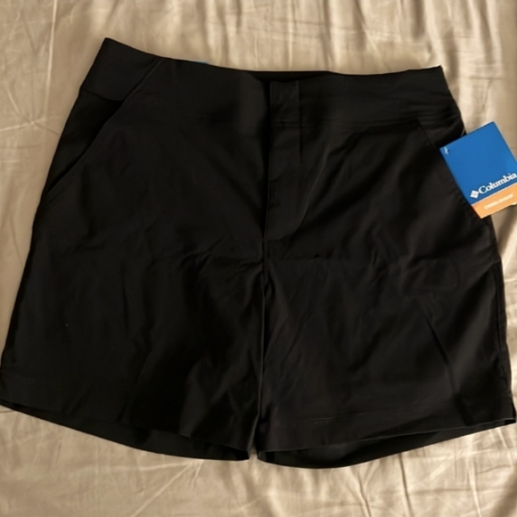 🥰🩳 Cute Columbia Shorts! - Picture 1 of 11